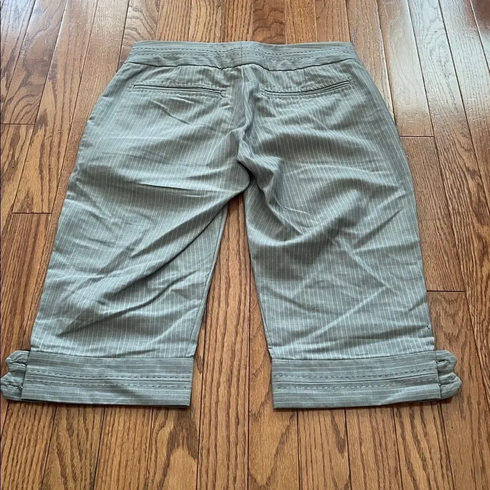 MB by Malene Birger Wool Gray Pinstripe Dress Shorts Sz 40